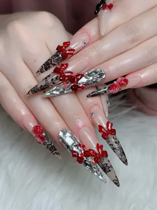 ネイル Lumi Shinokuboのネイルデザイン