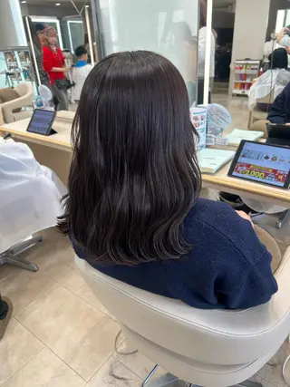 セミロング ツヤ感／似合わせ カラー🌿yuiのヘアスタイル