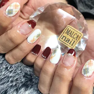 ミディアム カラー パーマ ヘアアレンジ キッズ ネイル マツエク・マツパ 荒木 莉奈のネイルデザイン