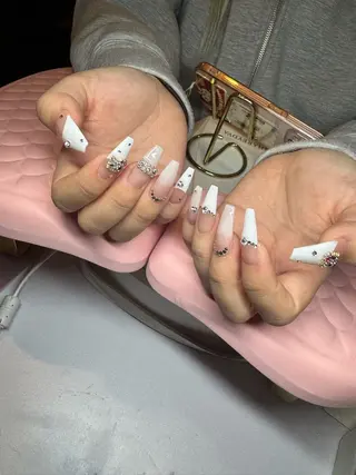 ネイル 濱岡 咲のネイルデザイン