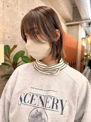 ミディアム ハイライトカラー MINAMIのヘアスタイル