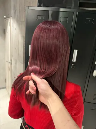 セミロング カラー _WHITE / KENTOのヘアスタイル