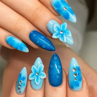 ネイル 秋 Nailsのネイルデザイン