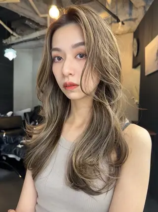 セミロング カラー ☀️東京→岡崎☀️ ハイライト青山彪雅のヘアスタイル