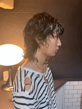 ミディアム カラー パーマ メンズ 退色まで透明感ある ダブルカラー/リクのヘアスタイル