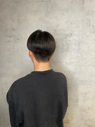 ショート パーマ メンズ 本田 留菜のヘアスタイル