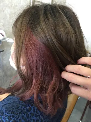 ミディアム メンズスタイル バレイヤージュ　齋藤のヘアスタイル