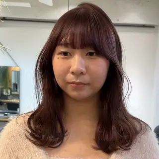 セミロング 盛れる透明感カラー・ momokaのヘアスタイル
