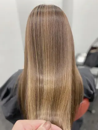 ロング カラー ヘアアレンジ メンズ マツエク・マツパ 🧡可愛い色落ち🧡 ハイトーン特化🧡のヘアスタイル