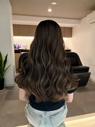 ロング カラー 🎀透明感× 赤み消し🎀正源のヘアスタイル
