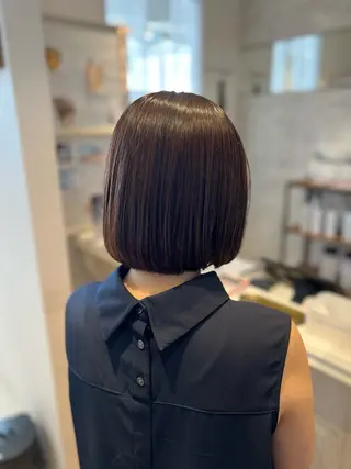 ショート つぼい Floraのヘアスタイル