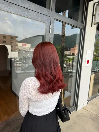 ロング カラー 鵜飼 真伍のヘアスタイル