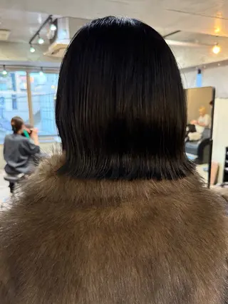 ショート レイヤーカット\ウル フ　chinatsuのヘアスタイル