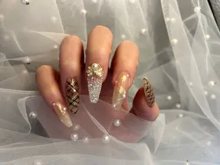 ネイル ✴︎ Delightのネイルデザイン