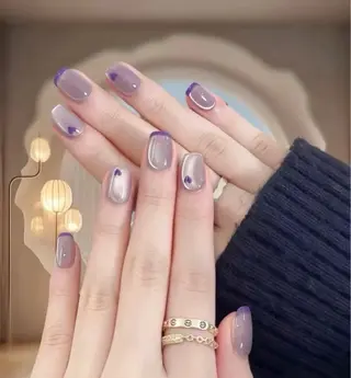 ネイル 高木 維麗絲のネイルデザイン