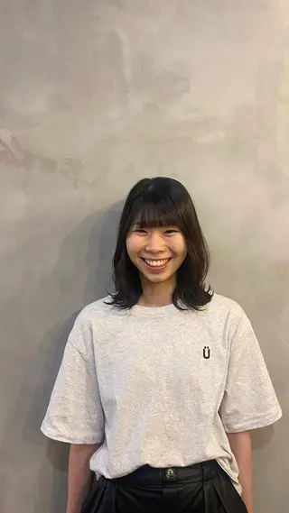 ミディアム 透明感カラー 🦙なりたりみのヘアスタイル