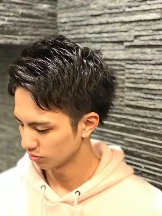 ミディアム 長内 健太のヘアスタイル