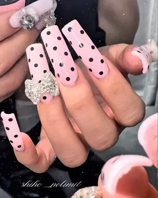 ネイル nolimit.osakaアメ村店所属・NOLIMIT shihoのネイルデザイン