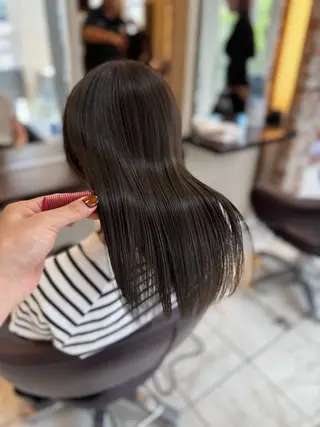 ロング ⭐️透け感カラー /齊藤容史⭐️のヘアスタイル