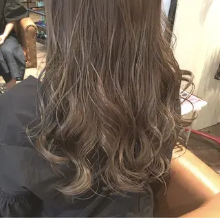 セミロング ロング カラー パーマ 谷﨑 仁美のマツエク・マツパデザイン