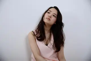ロング カラー ツジガキ ユウスケのヘアスタイル