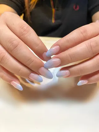 ネイル Nail Salon CHROE所属・西川 綾乃のネイルデザイン