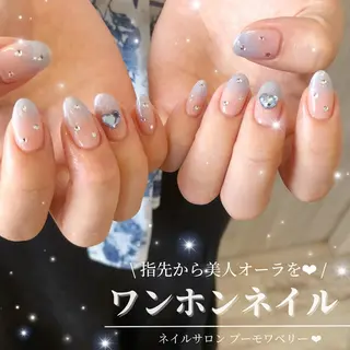 ネイル 【岐阜💅🏻】 オトナ可愛い🤍🪄のネイルデザイン