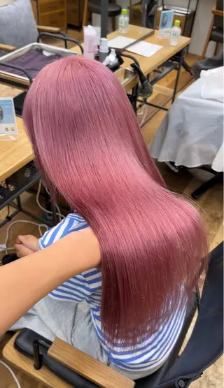 ロング カラー 抜きっぱなしブロンド /ハイトーン/カナタのヘアスタイル