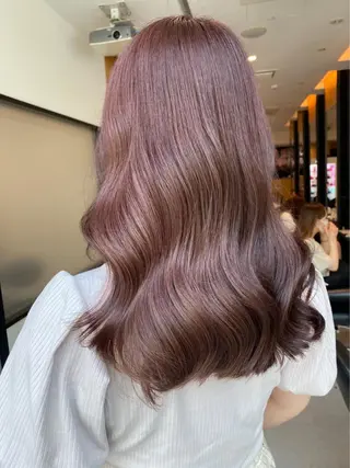 セミロング カラー 伊藤 美奈穂のヘアスタイル