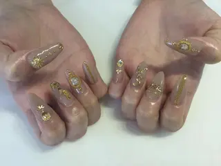 ネイル 💎🐰 saki. m 🐰💎のネイルデザイン