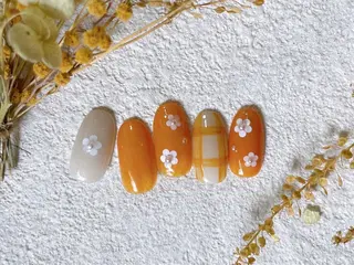 ネイル mogunail &blowのネイルデザイン