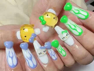 ネイル アイアムアイ 大村磨衣のネイルデザイン