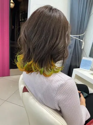 ミディアム カラー 🍀富久 永梨🧸のヘアスタイル
