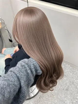 カラー あ い か 🎀 レイヤーカットのヘアスタイル