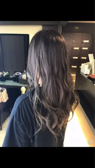 ミディアム koaなんば店 TOPstylistのヘアスタイル