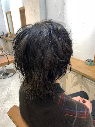 ミディアム メンズデザイナー Jojiのヘアスタイル