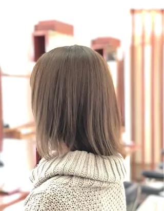 カラー 志賀 大倫のヘアスタイル
