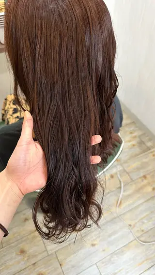 ロング カラー 矢内 結菜のヘアスタイル