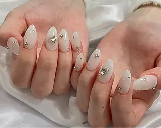 ネイル Rina 東口ネイルサロンもちのネイルデザイン