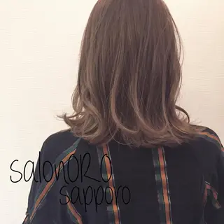 セミロング カラー 池田 真由美のヘアスタイル