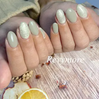 ミディアム ネイル nail salon Revymoreのネイルデザイン
