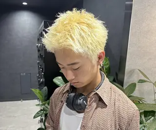 メンズ 新世代パーマ⚡️ の達人トモ⚡️のヘアスタイル