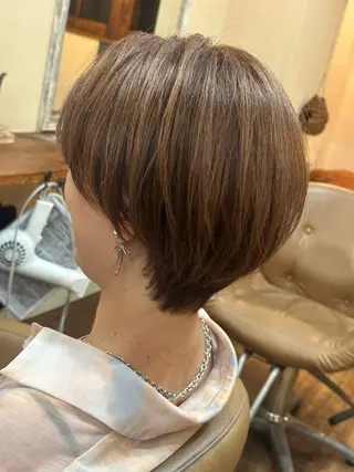 ショート 鈴木 未歩のヘアスタイル