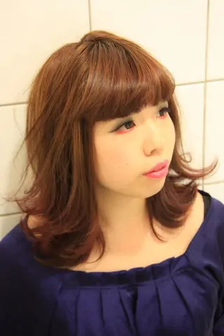 ミディアム 田中 奈布のヘアスタイル