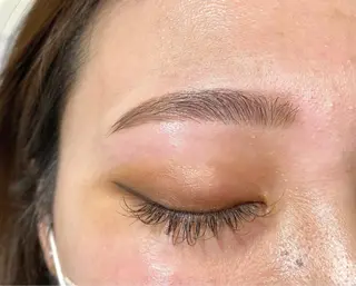アイブロウ SAKI サキのマツエク・マツパデザイン