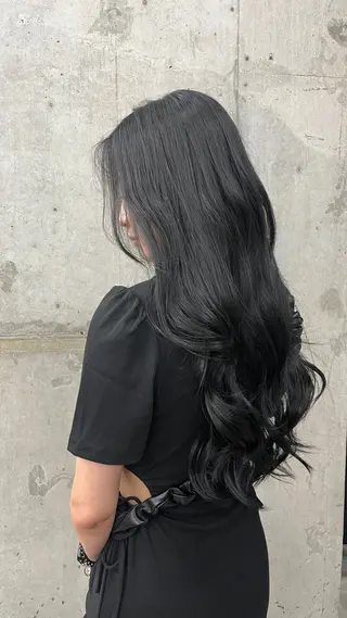 ロング カラー tint  大阪梅田 【sena】のヘアスタイル
