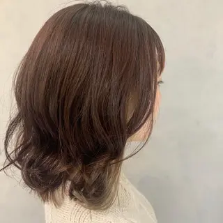 ミディアム カラー ︎︎🧸 ユリ ︎︎🧸のヘアスタイル