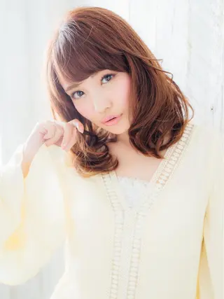 ミディアム カラー FUKUNAGA YUのヘアスタイル