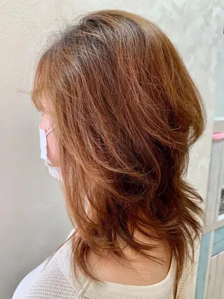 ミディアム 加藤 遥花のヘアスタイル