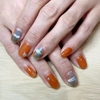 ネイル y-neil | ニュアンスネイルのネイルデザイン
